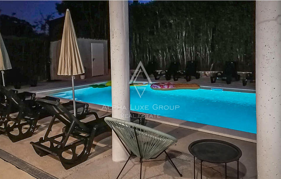 Istra, Poreč: Moderna hiša z bazenom in morjem