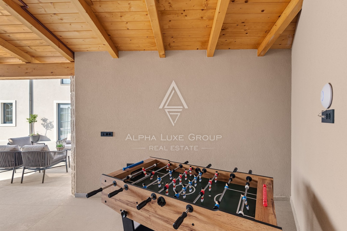 Istra, Poreč: Luksuzna vila z bazenom in morjem