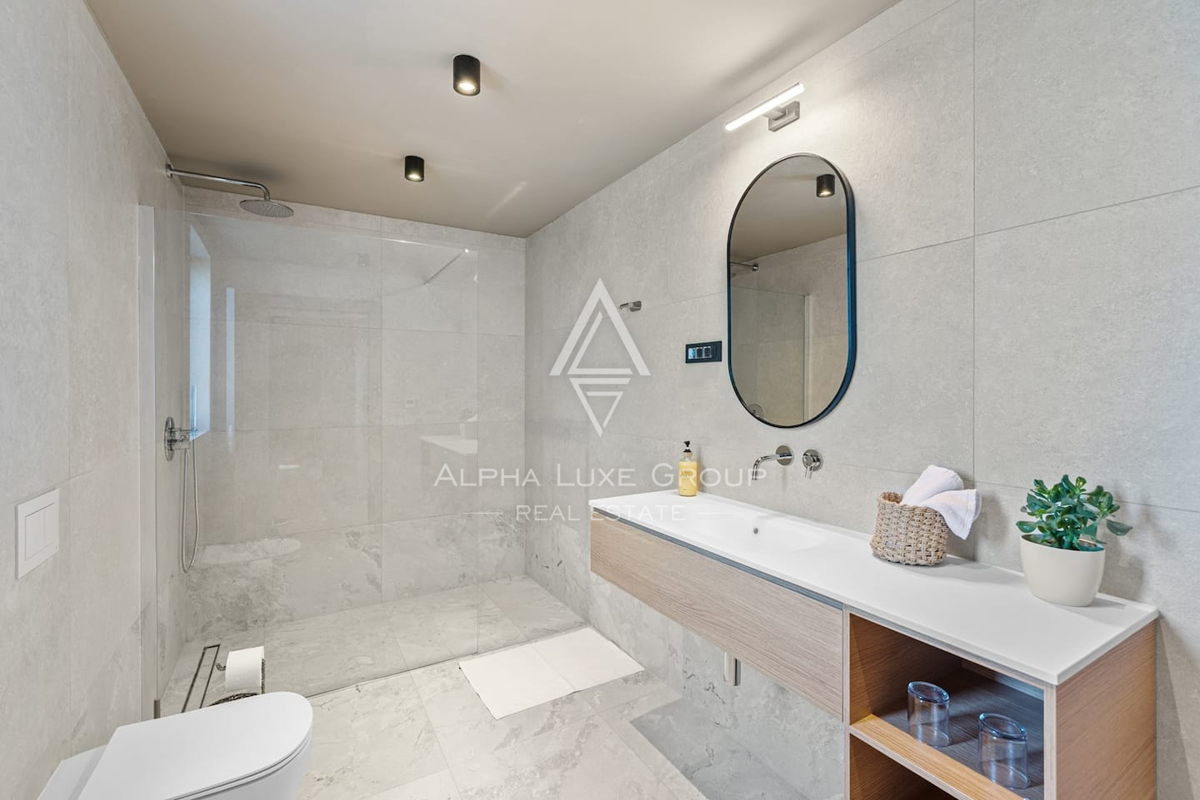 Istra, Poreč: Luksuzna vila z bazenom in morjem