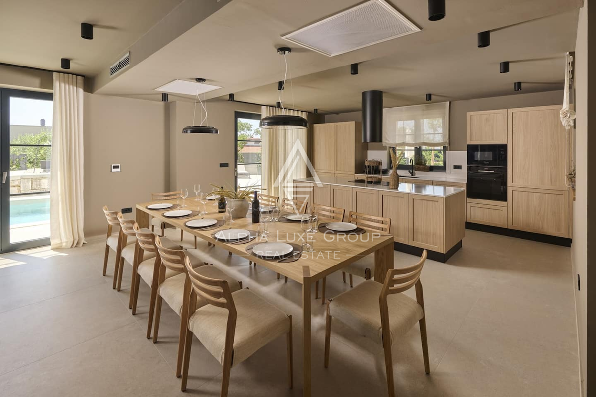 Istra, Poreč: Luksuzna vila z bazenom in morjem