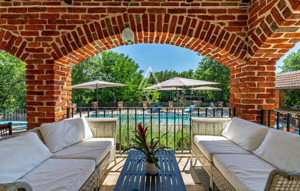 Istra, Višnjan: Kamnita vila z bazenom in intimo