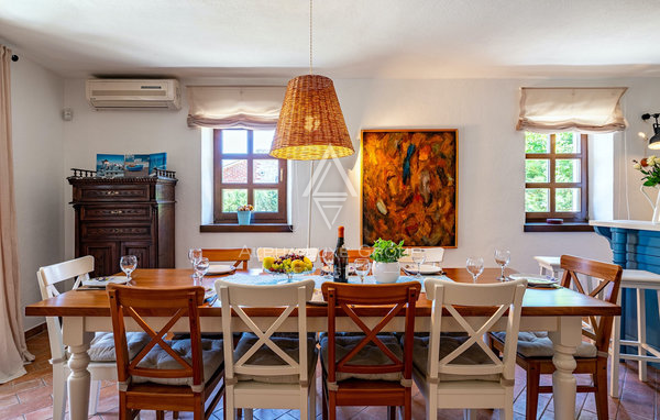 Istra, Višnjan: Kamnita vila z bazenom in intimo