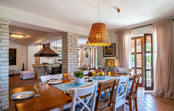 Istra, Višnjan: Kamnita vila z bazenom in intimo