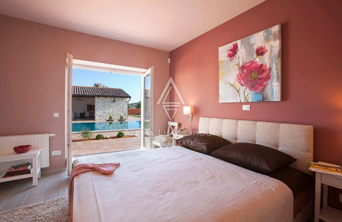 Istra, Svetvinčenat – Moderna vila z bazenom