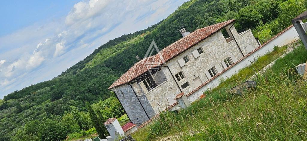 Istra, Momjan: Luksuzna vila s panoramskim razgledom