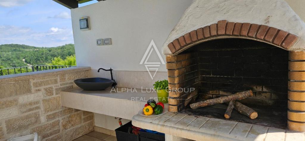 Istra, Momjan: Luksuzna vila s panoramskim razgledom