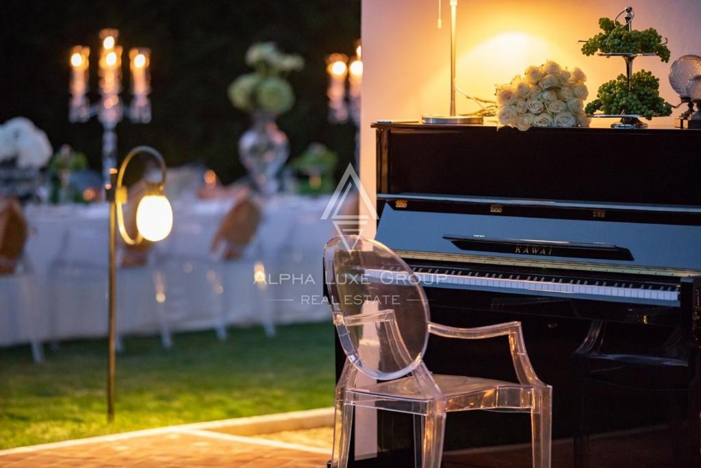 Istra, Poreč – Luksuzna vila z bazenom in pogledom na morje