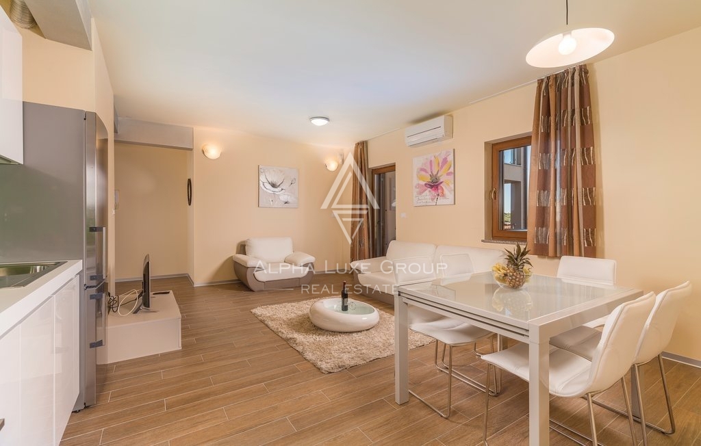 Istra, Medulin - Banjole: Prostoren in svetel apartma naprodaj