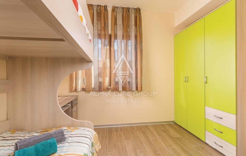 Istra, Medulin - Banjole: Prostoren in svetel apartma naprodaj