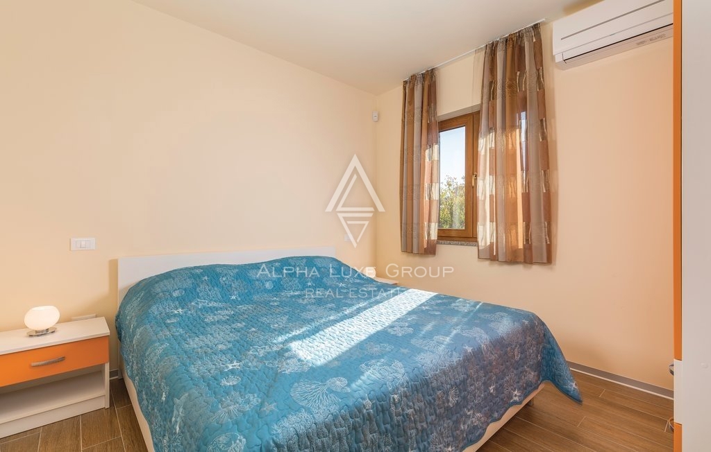 Istra, Medulin - Banjole: Prostoren in svetel apartma naprodaj