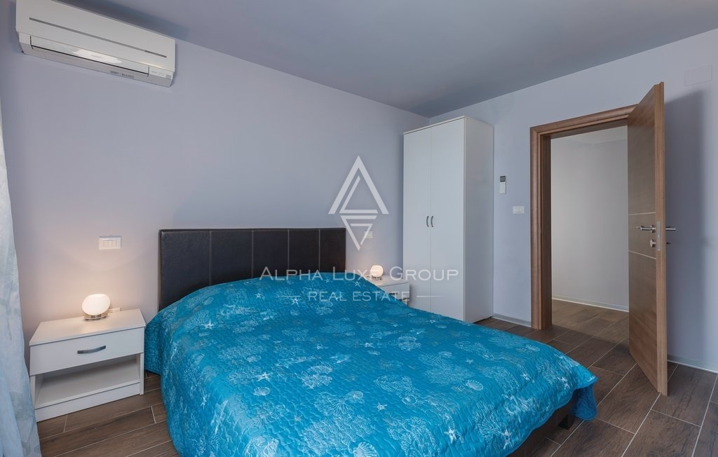 Istra, Medulin - Banjole: Prostoren in svetel apartma naprodaj