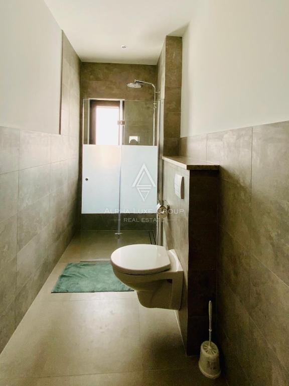 Labin, Istra: Vrhunska moderna vila z bazenom in obsežnim vrtom