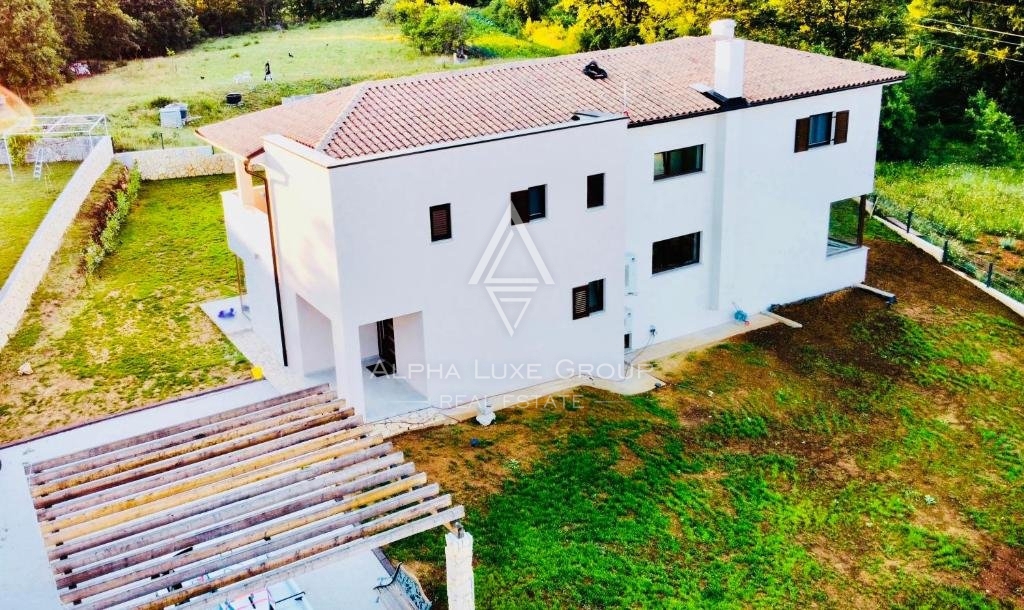 Labin, Istra: Vrhunska moderna vila z bazenom in obsežnim vrtom