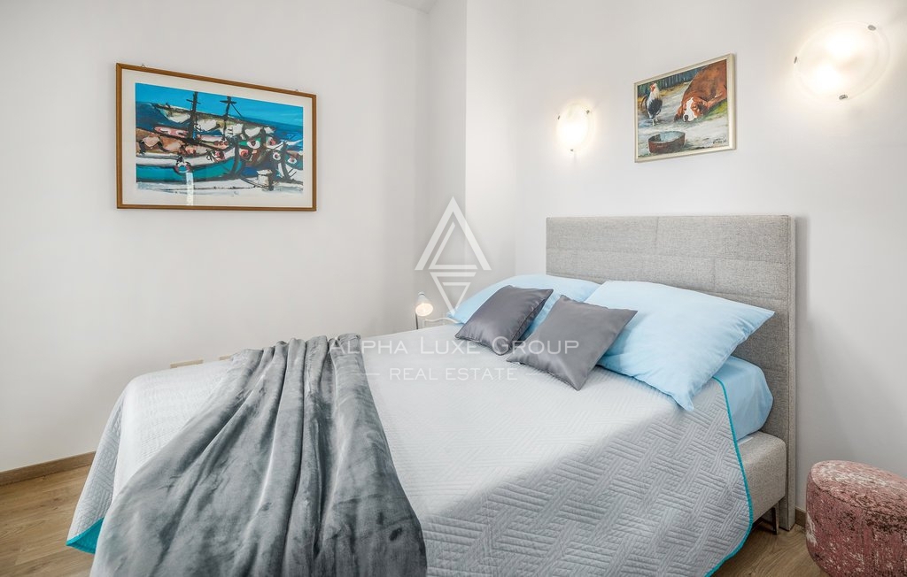 Razkošna Vila z Oljčnim Nasadom v Vodnjanu, Istri: Sinteza Elegance in Narave