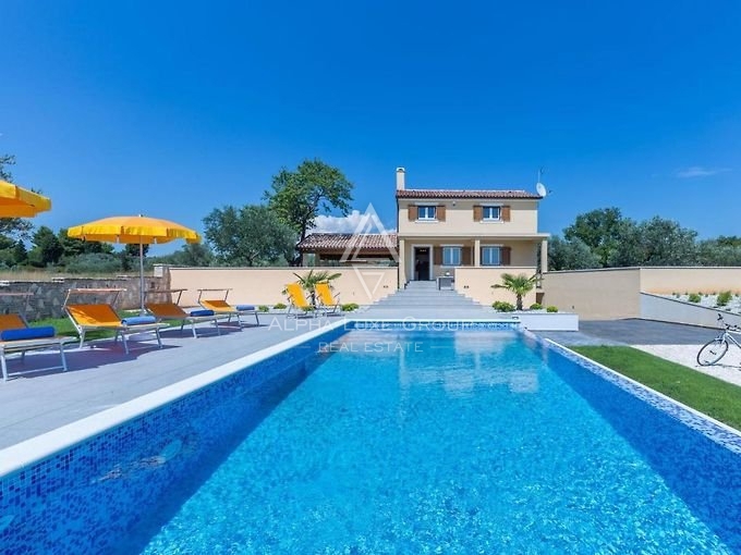 Fažana, Istra: Ekskluzivna vila s čudovitim pogledom na morje in bazenom