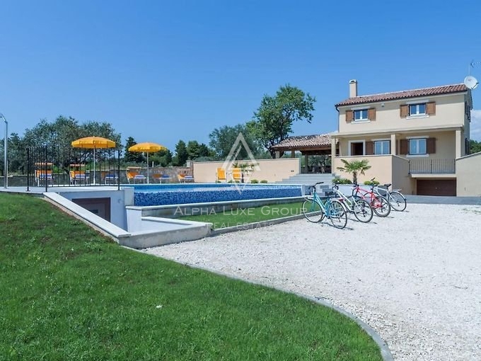 Fažana, Istra: Ekskluzivna vila s čudovitim pogledom na morje in bazenom