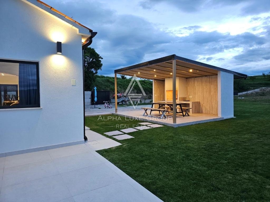 Istra, Buzet: Očarljiva vila z dih jemajočimi razgledi