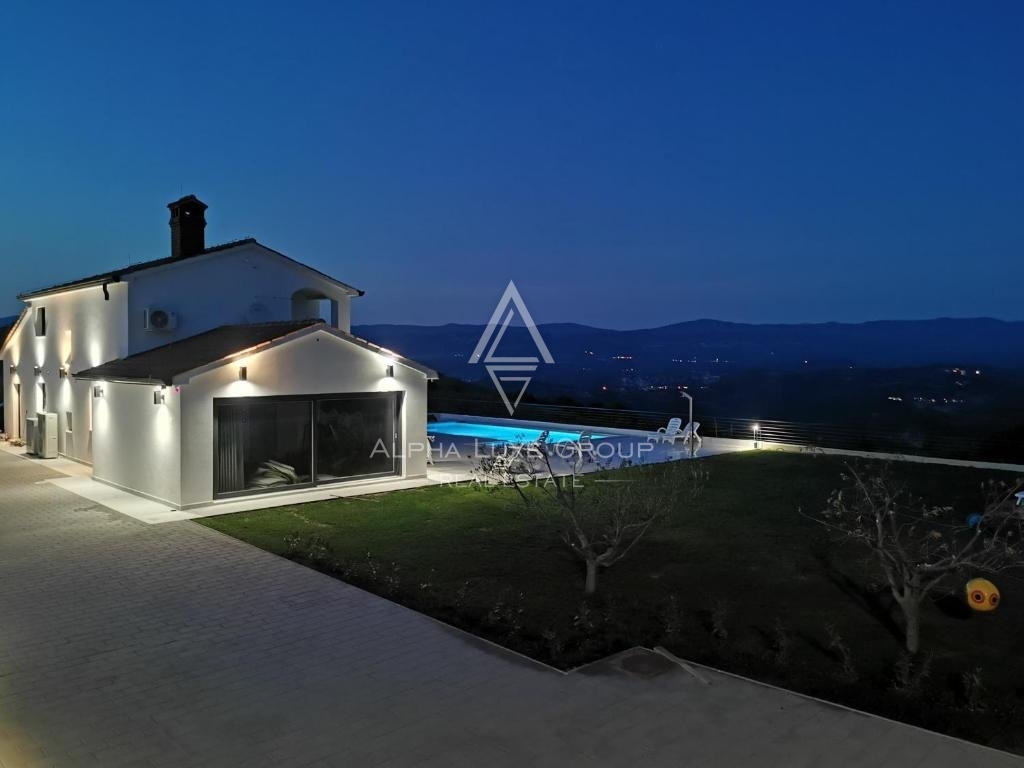 Istra, Buzet: Očarljiva vila z dih jemajočimi razgledi