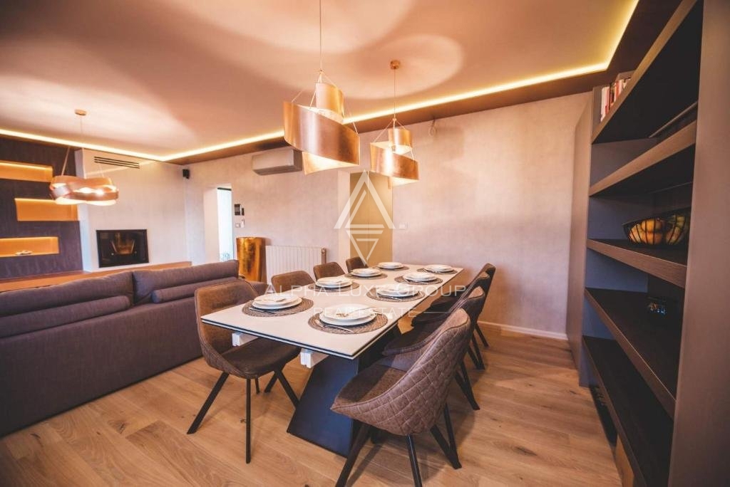 Opatija: OsUPna vila s pogledom na morje
