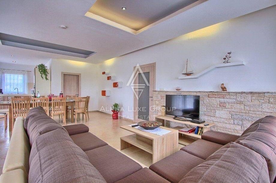 Lepa vila z bazenom, istri, Svetvinčenat