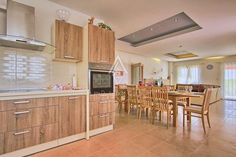 Lepa vila z bazenom, istri, Svetvinčenat