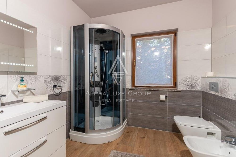 Lepa apartmajska hiša z bazenom blizu morja, Istra, Medulin