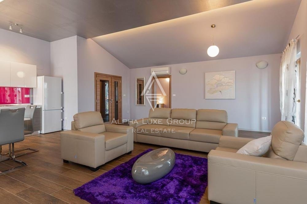 Lepa apartmajska hiša z bazenom blizu morja, Istra, Medulin