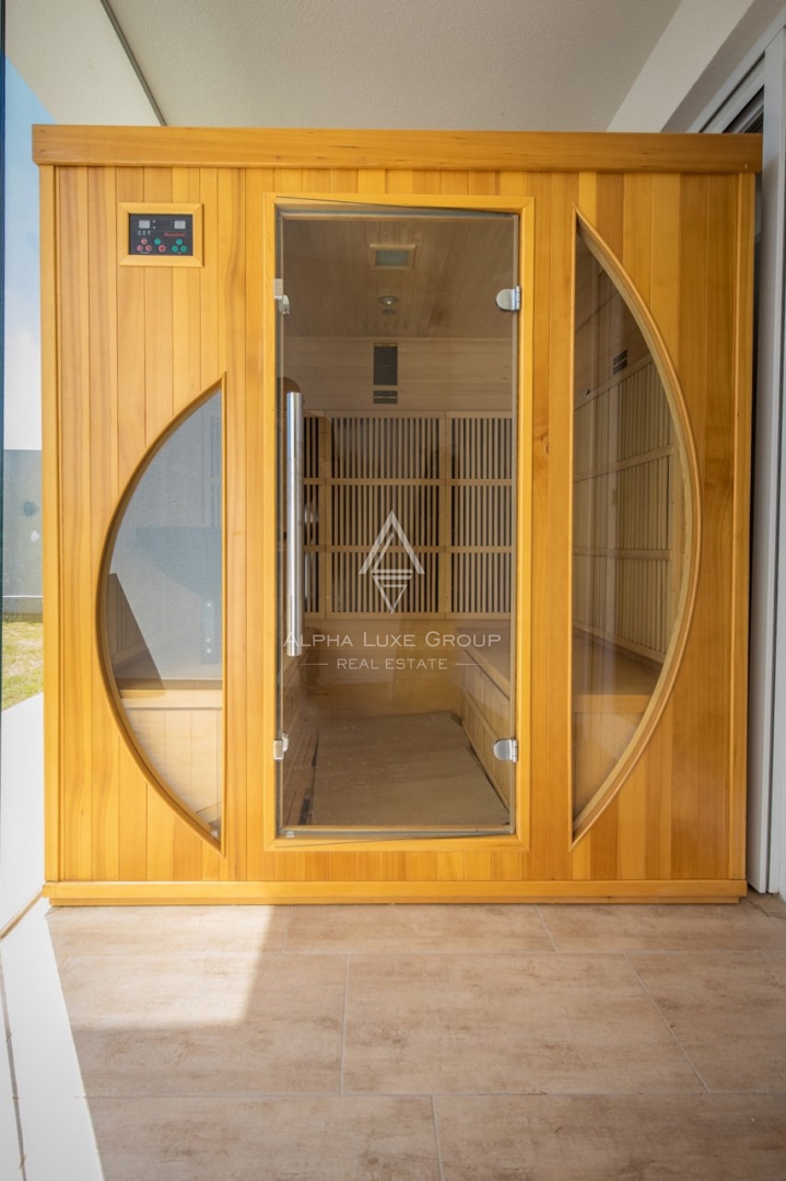 PRODAJEM SKUPINO ALPHA LUXE, MODERNA VILA, Blizu POREČA, MIRNA LOKACIJA