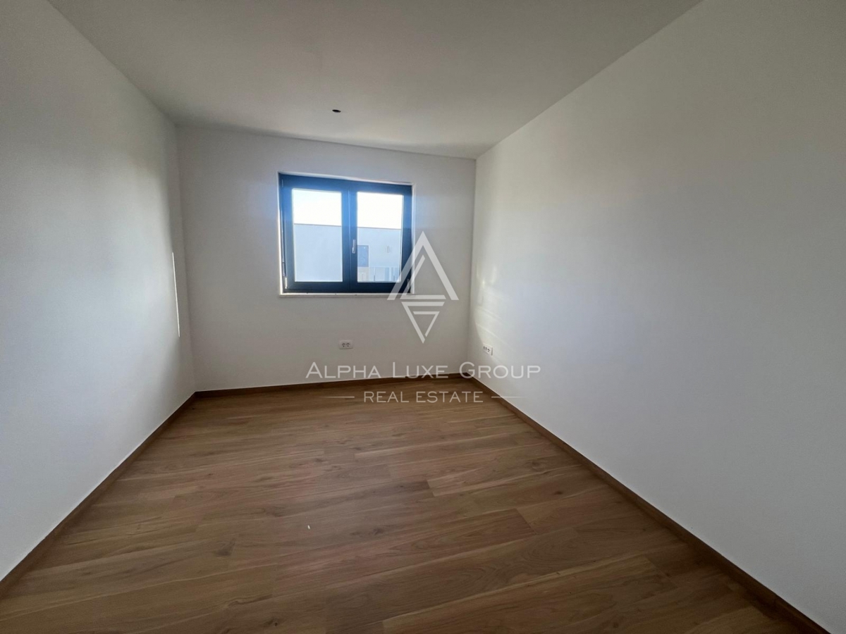 Poreč, Istra: Prostoren penthouse z dvema stanovanjema