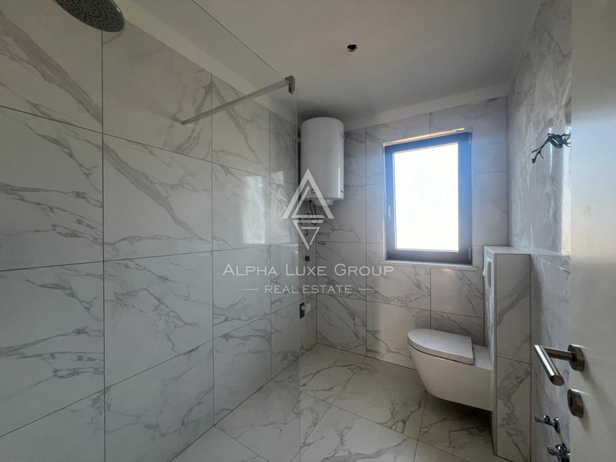 Poreč, Istra: Prostoren penthouse z dvema stanovanjema