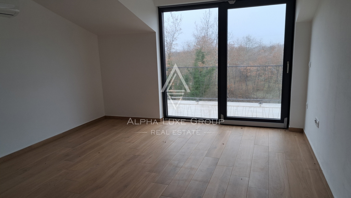 Poreč, Istra: Prostoren penthouse z dvema stanovanjema