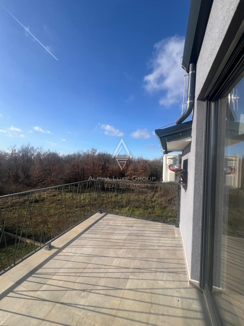 Poreč, Istra: Prostoren penthouse z dvema stanovanjema