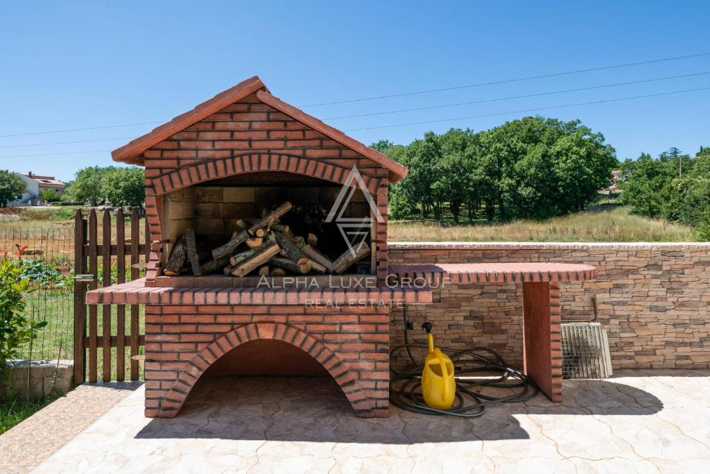 Marčana, Istra: Moderna hiša z bazenom in pogledom na naravo