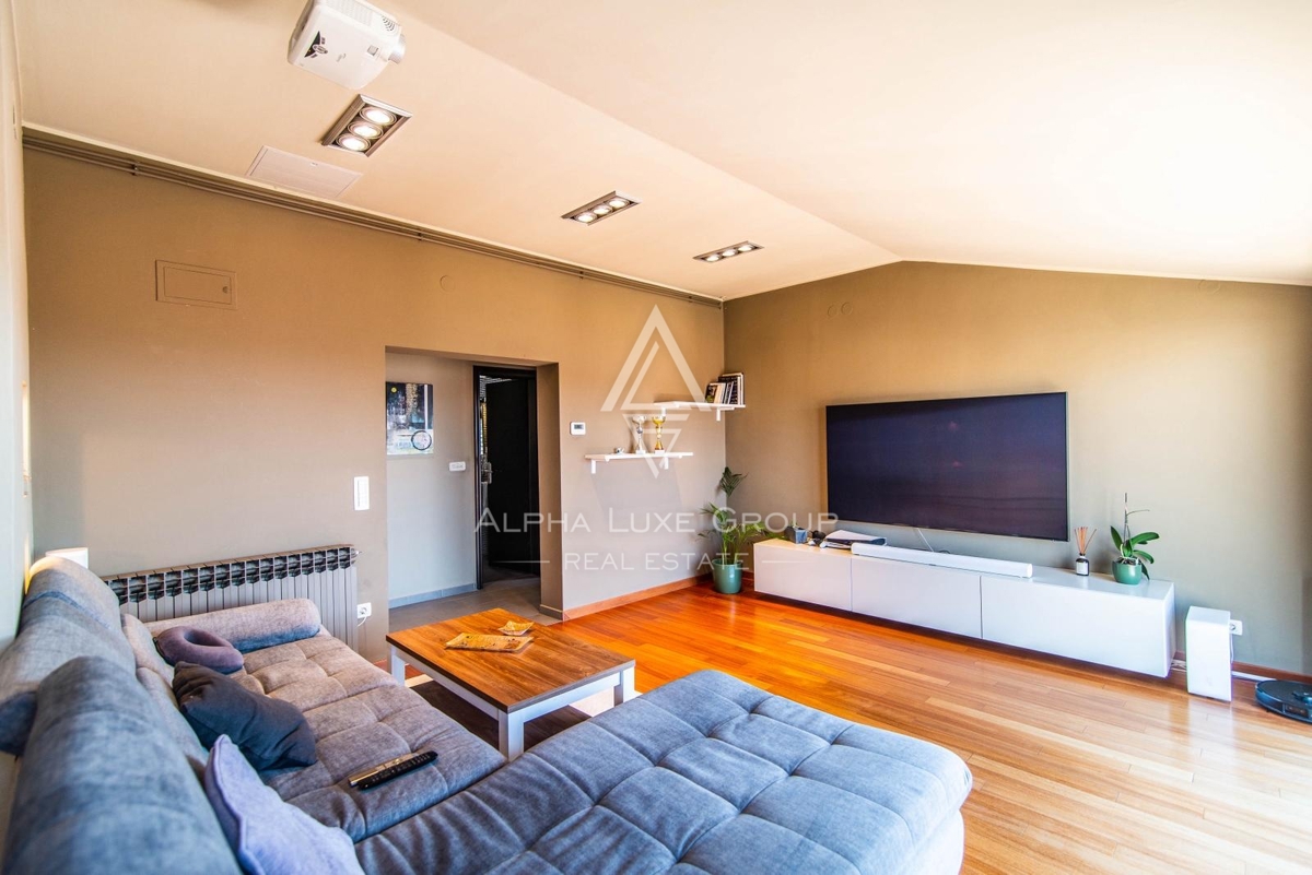 Hiša Centar, Pula, 570m2