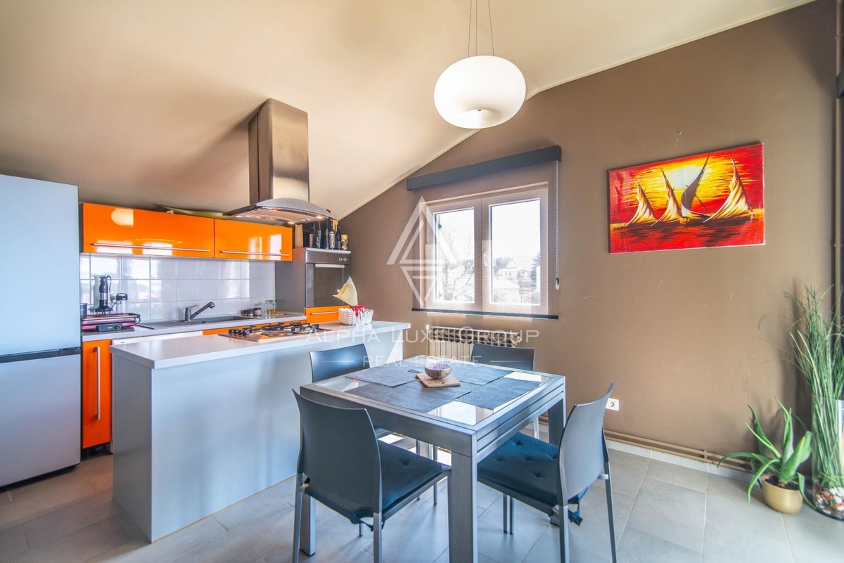 Hiša Centar, Pula, 570m2