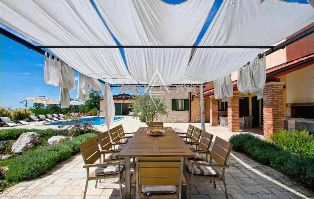 Istra, Višnjan: Vila obdana z naravo