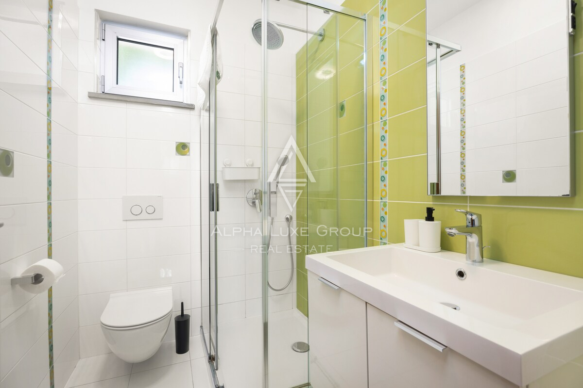 Istra, Banjole: Luksuzna vila blizu marine