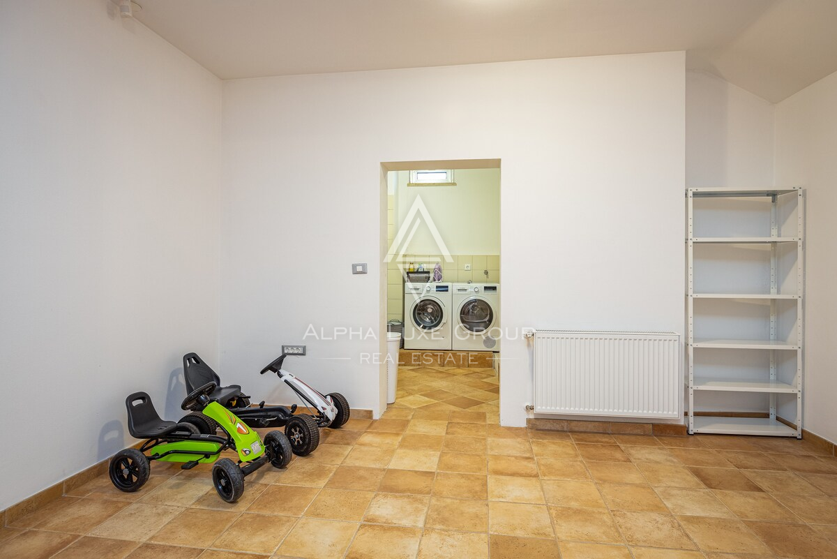 Istra, Banjole: Luksuzna vila blizu marine