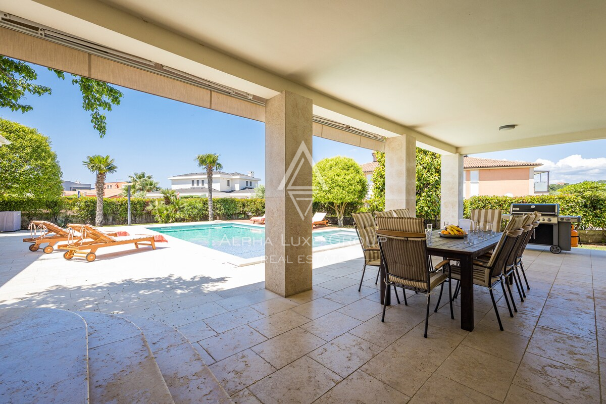 Istra, Banjole: Luksuzna vila blizu marine