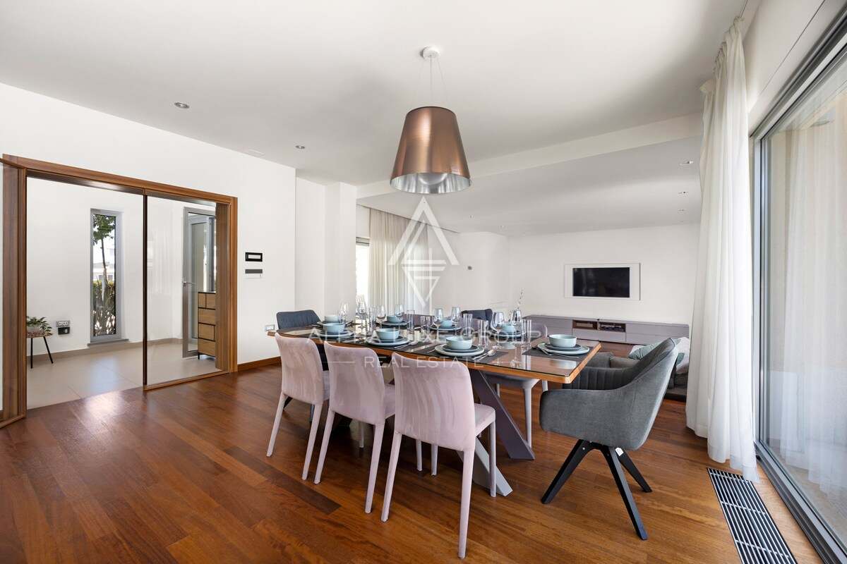 Istra, Banjole: Luksuzna vila blizu marine