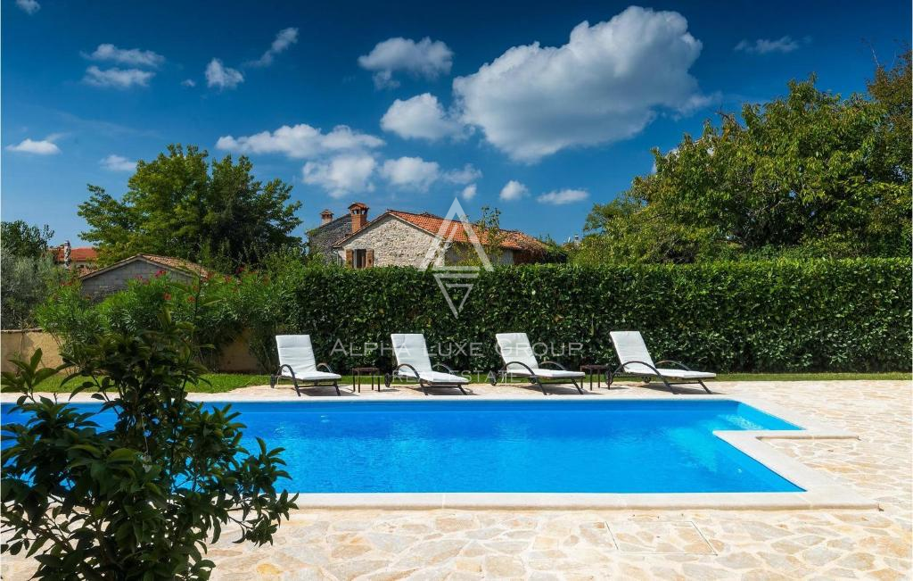 Istra, Sveti Lovreč: Udobna hiša z bazenom