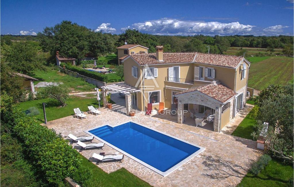 Istra, Sveti Lovreč: Udobna hiša z bazenom