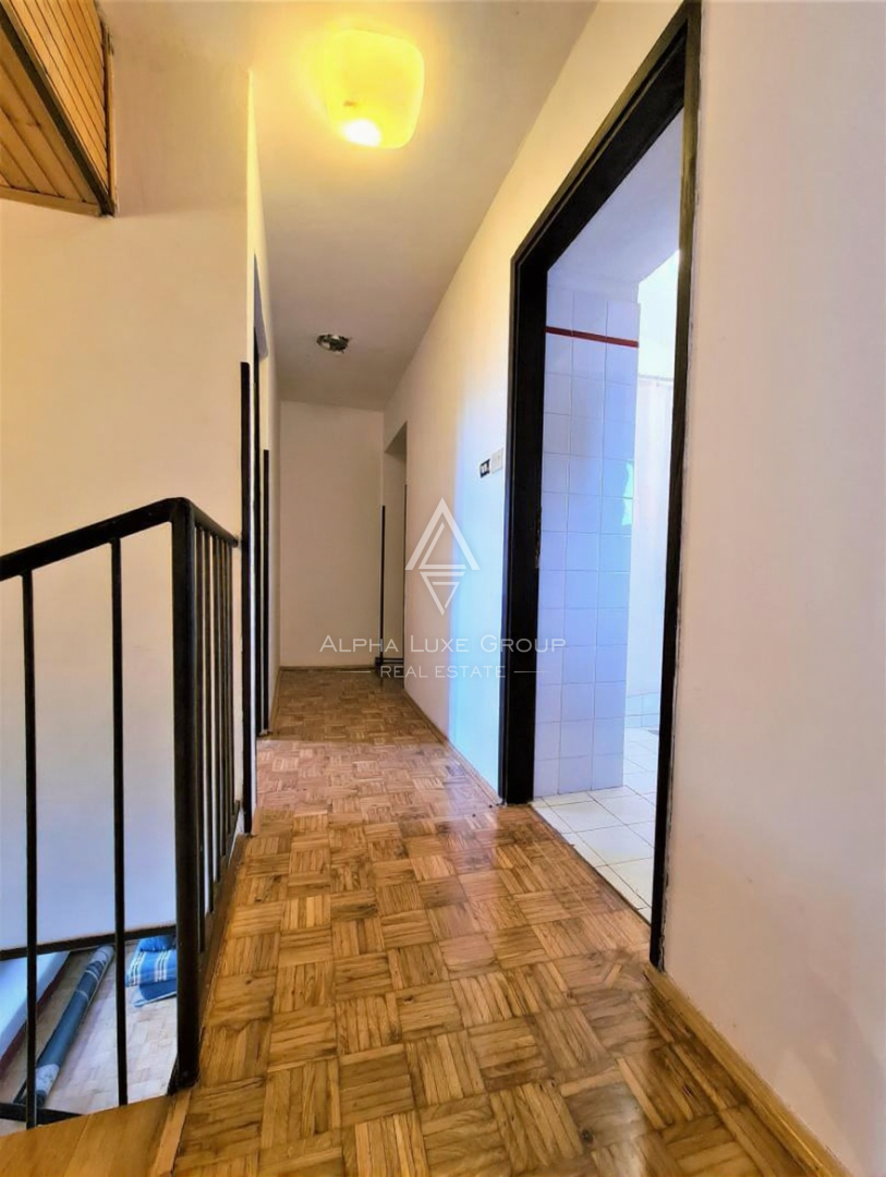 Hiša Brtonigla, 160m2