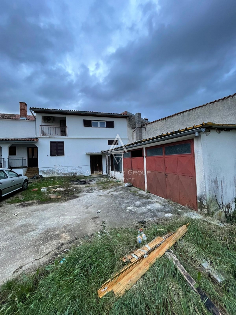 Hiša Brtonigla, 160m2