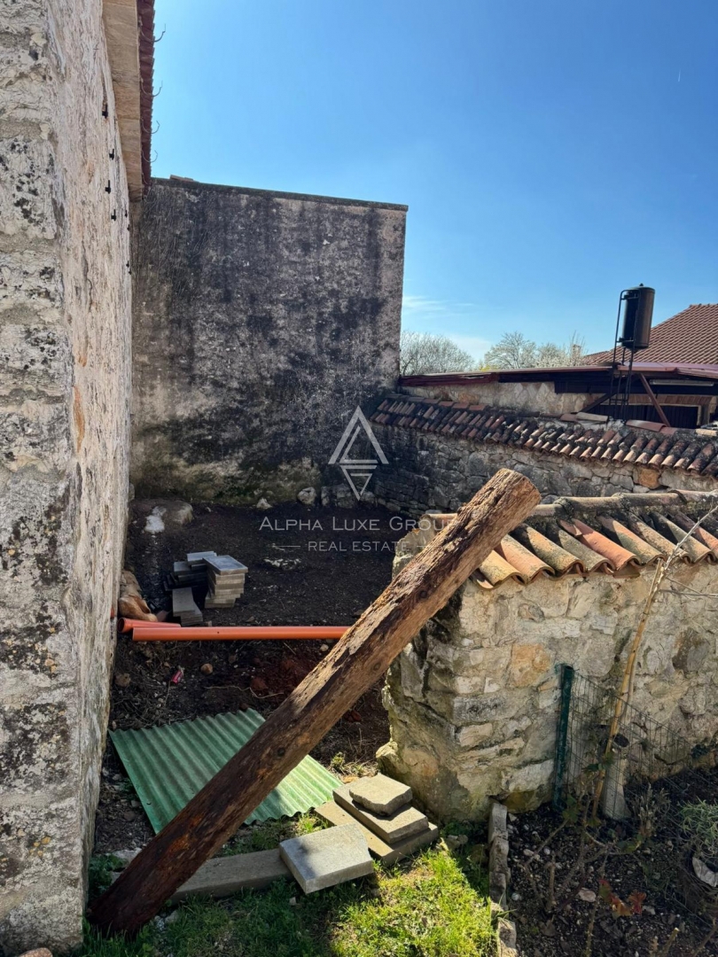 Istra, Poreč – Obnovljena kamnita hiša z vrtom