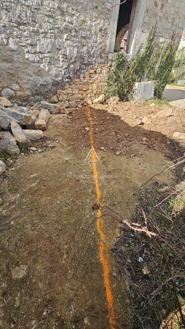 Istra, Poreč – Obnovljena kamnita hiša z vrtom