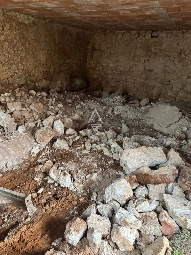 Istra, Poreč – Obnovljena kamnita hiša z vrtom