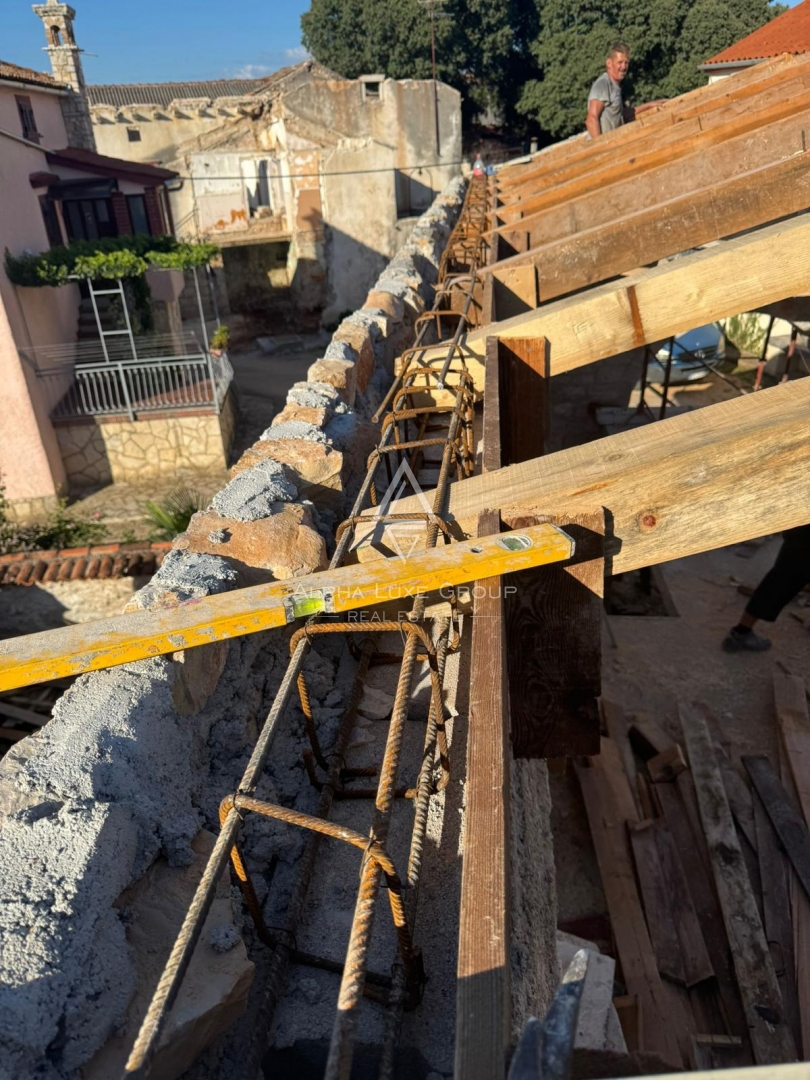 Istra, Poreč – Obnovljena kamnita hiša z vrtom