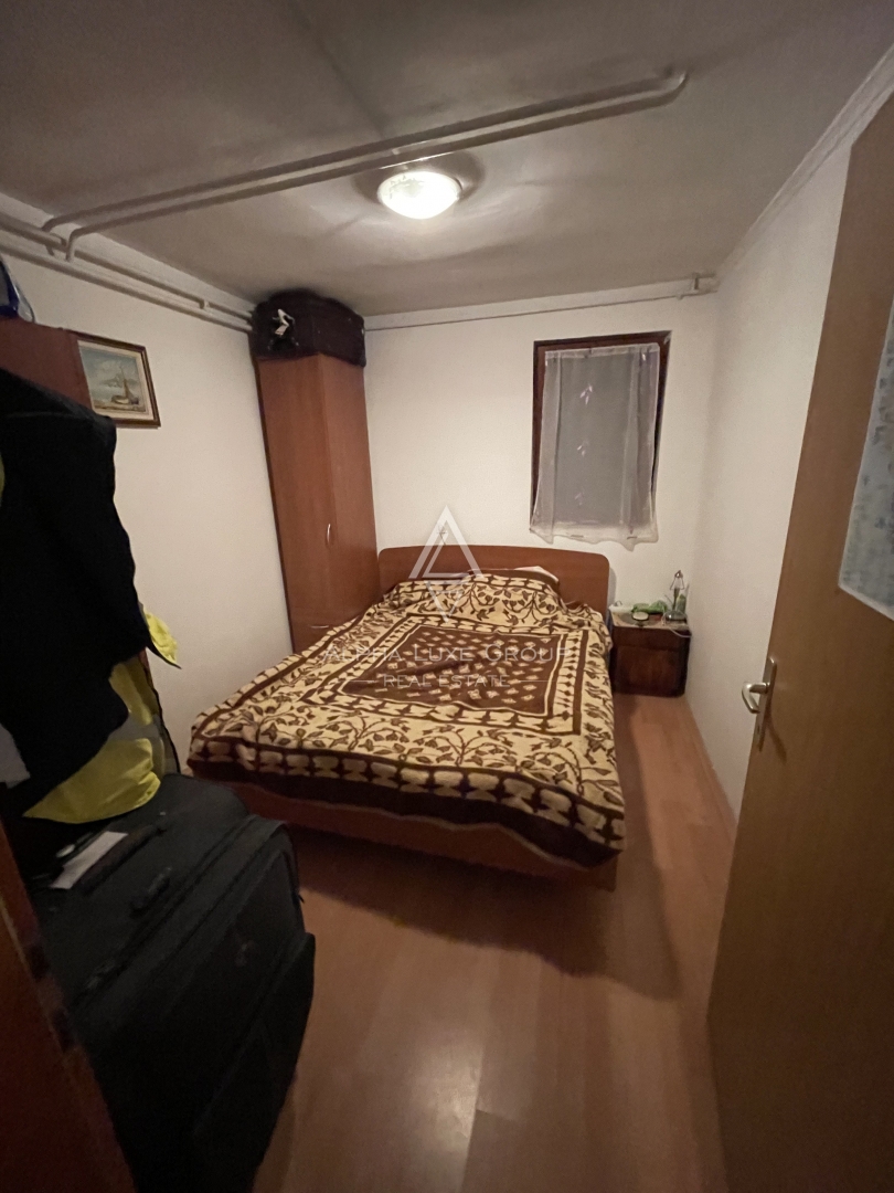 Istra, Buzet – Prostorna družinska hiša z garažo