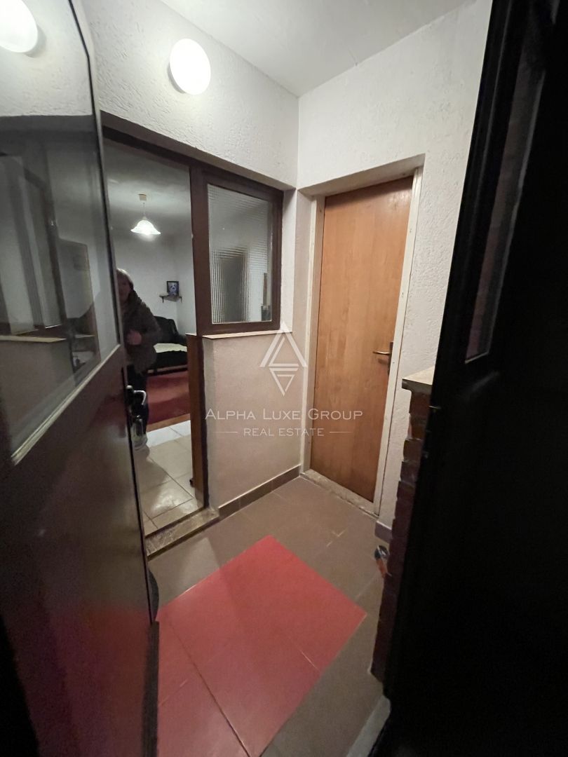 Istra, Buzet – Prostorna družinska hiša z garažo